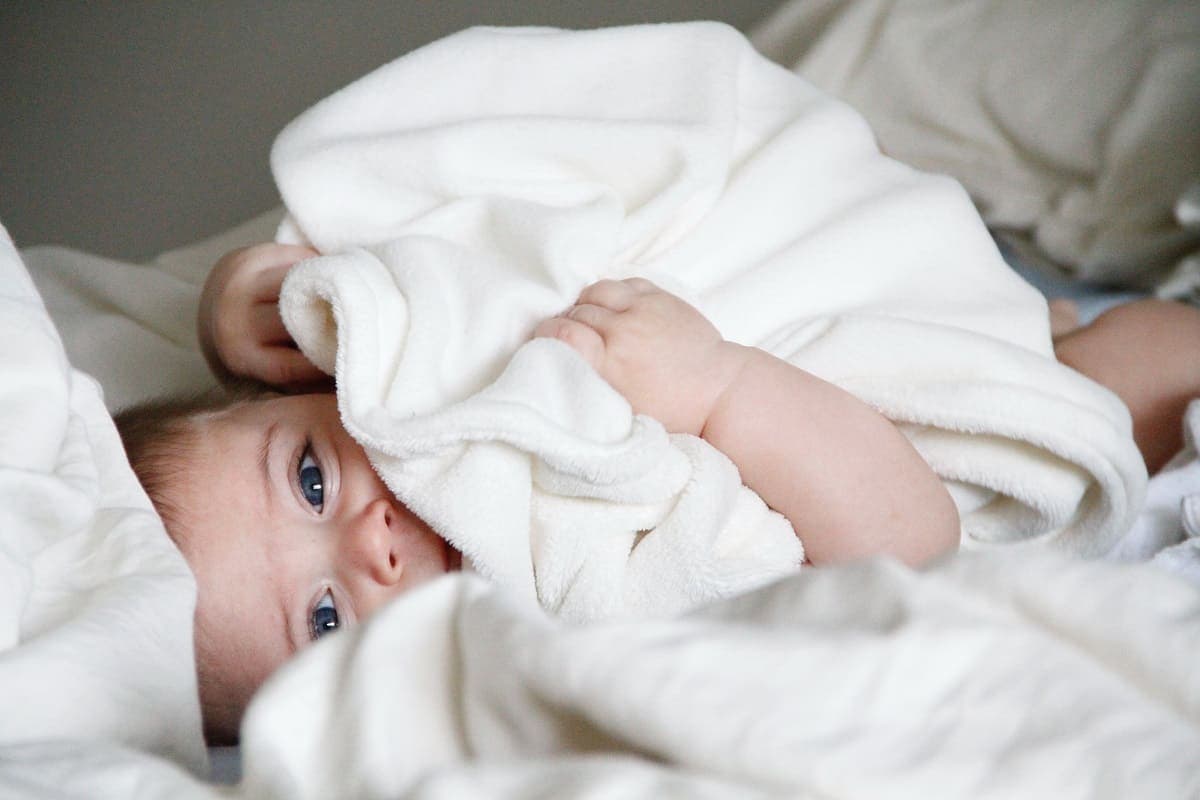 5 powodów, dla których dziecko nie chce spać w ciągu dnia